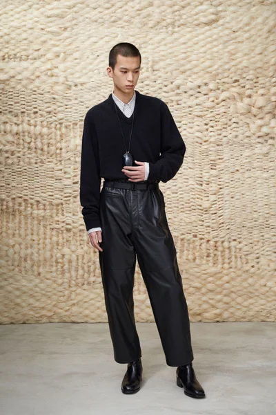 Look 11